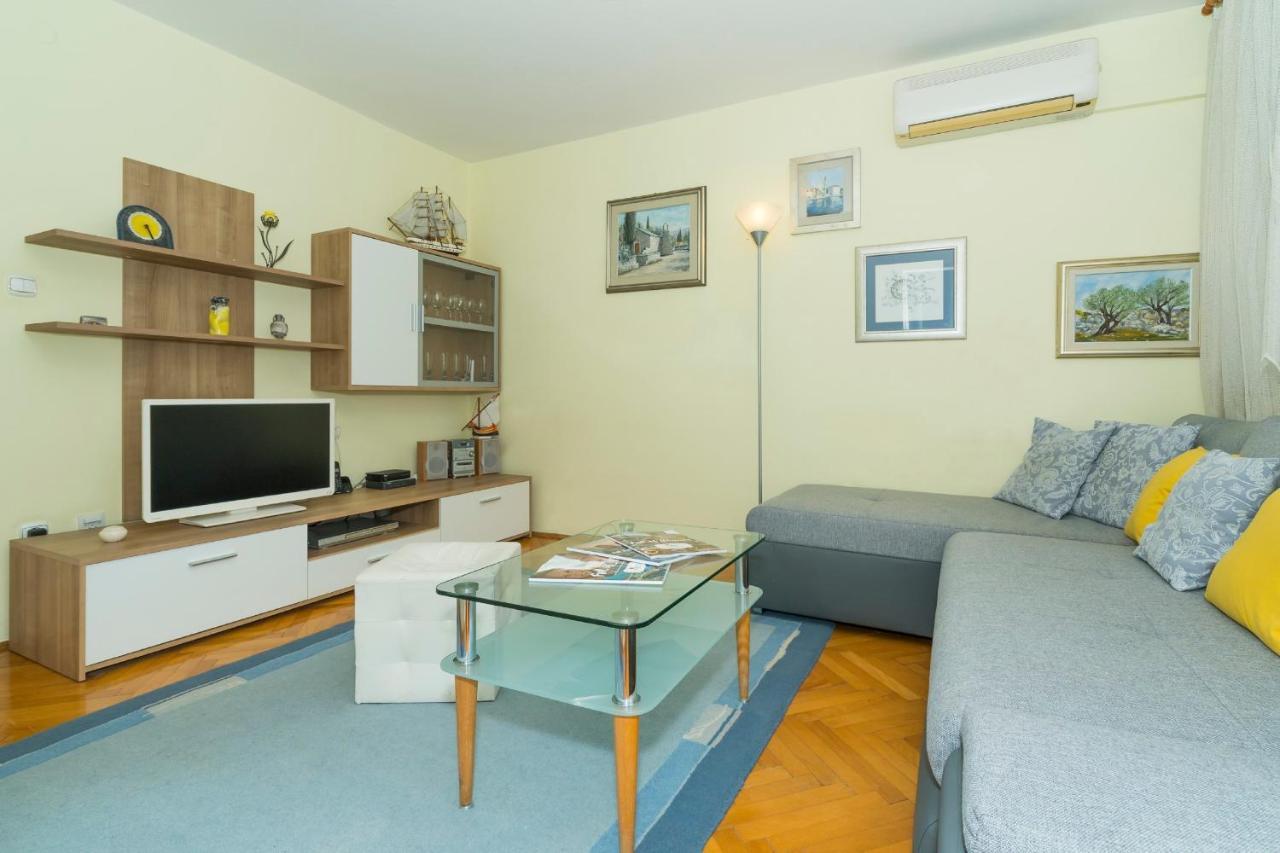 Near Center With Balcony With The Sea View